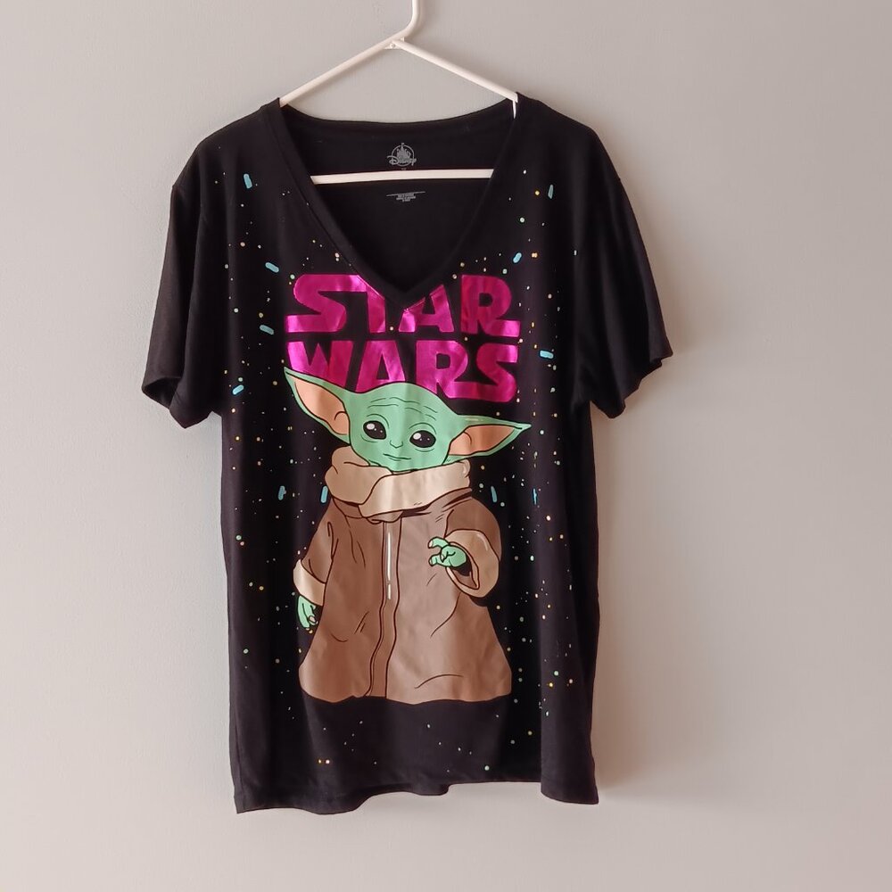 Disney Star Wars Baby Yoda The Mandalorian V-Neck Tee Shirt Black Pink 2XL - Picture 8 of 8